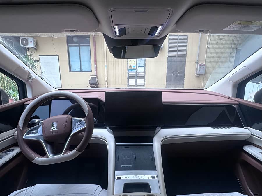 BYD Xia 2025 car image #7