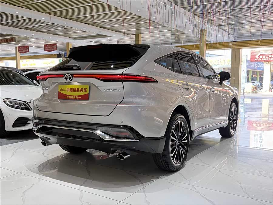 Toyota Venza 2022 car image #7