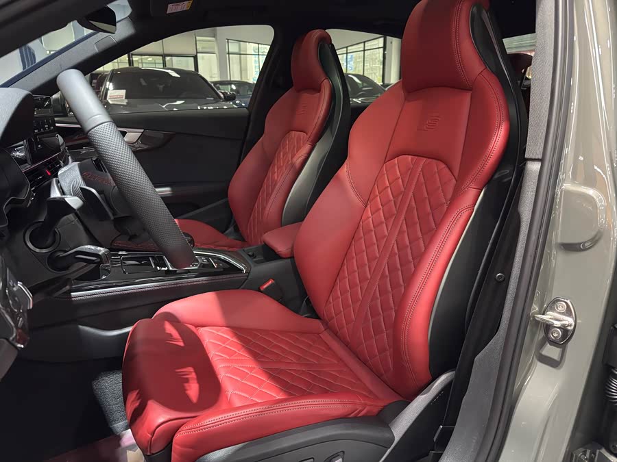 Audi S4 2024 صورة سيارة #7