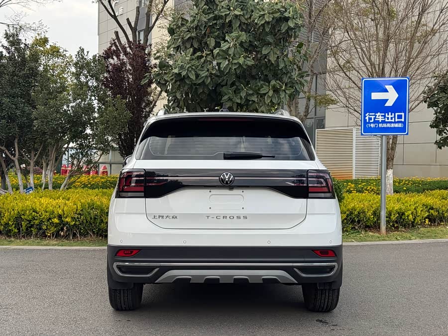 Volkswagen T-Cross 2021 #7 Volkswagen T-Cross 2021 car image #7