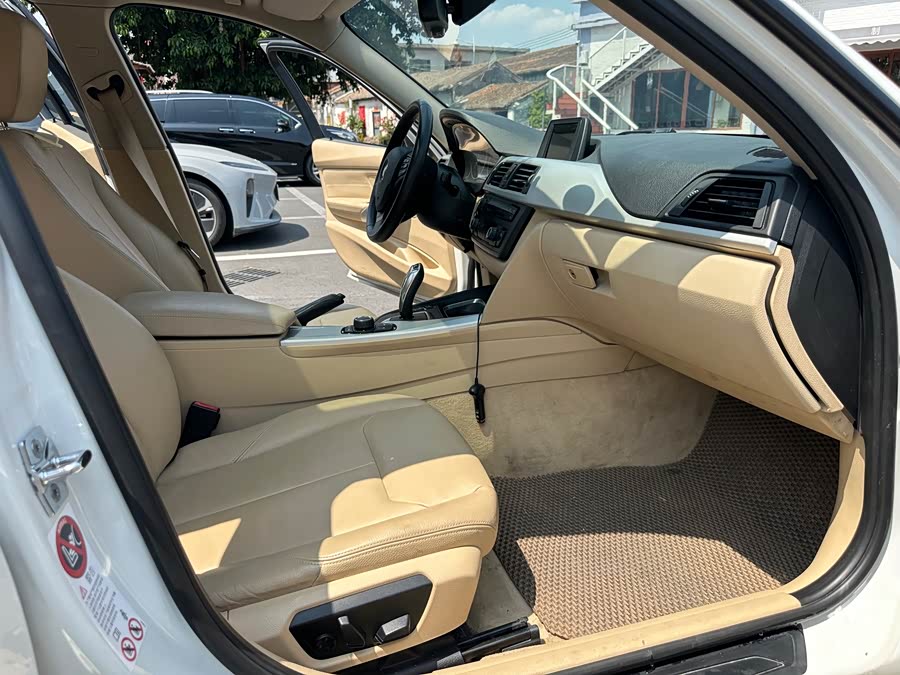 BMW 3 Series (Imported) 2012 صورة سيارة #7