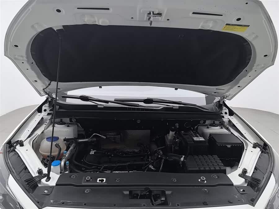 X70M 2020 car image #7
