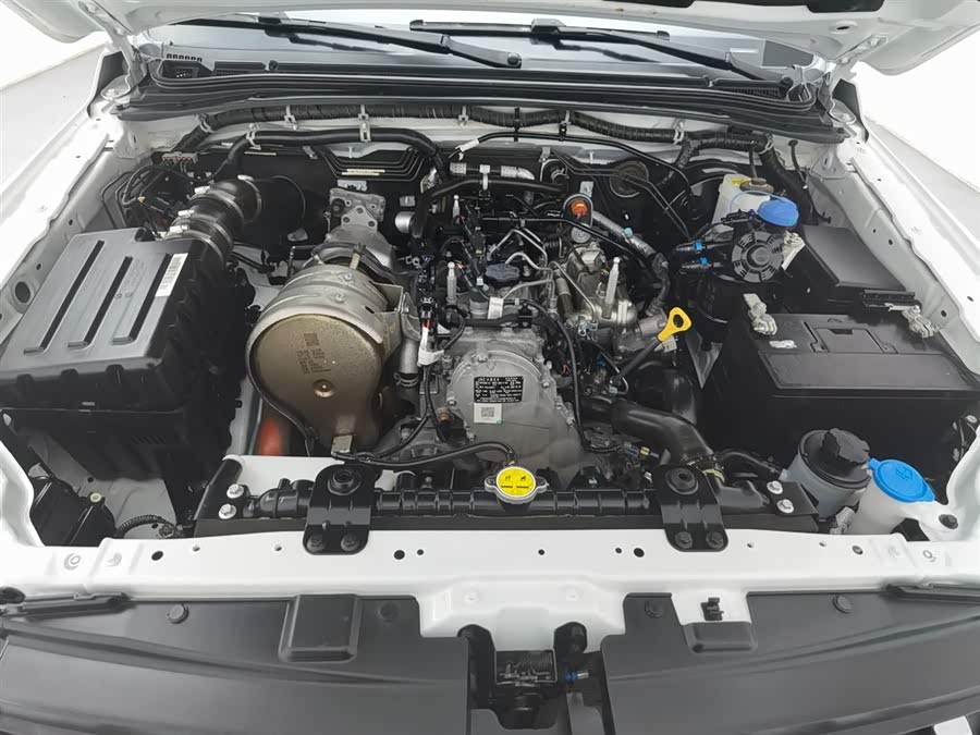 JAC 2023 car image #7