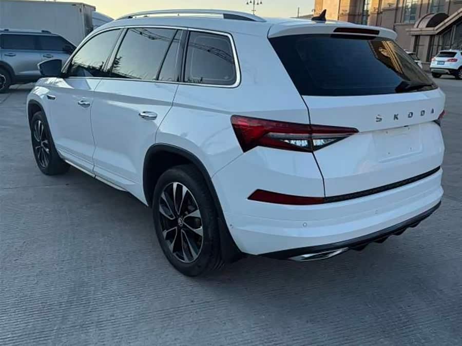 Skoda Kodiaq 2022 #7 Skoda Kodiaq 2022 صورة سيارة #7