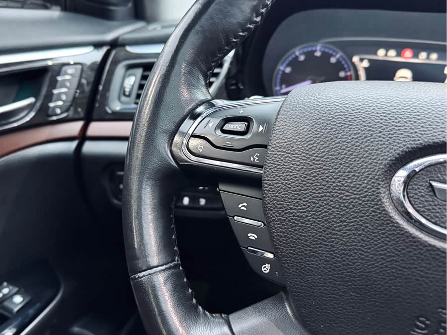 GAC Trumpchi GS8 2018 imagem de carro #7