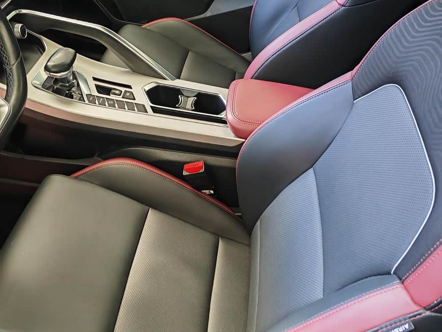 GEELY Coolray 2022 car image #7