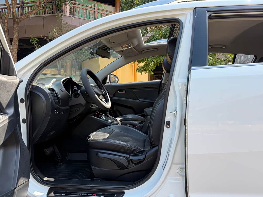 Kia Sportage R 2014 car image #7