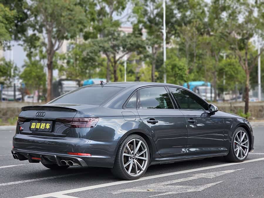 Audi S4 2019 imagem de carro #7