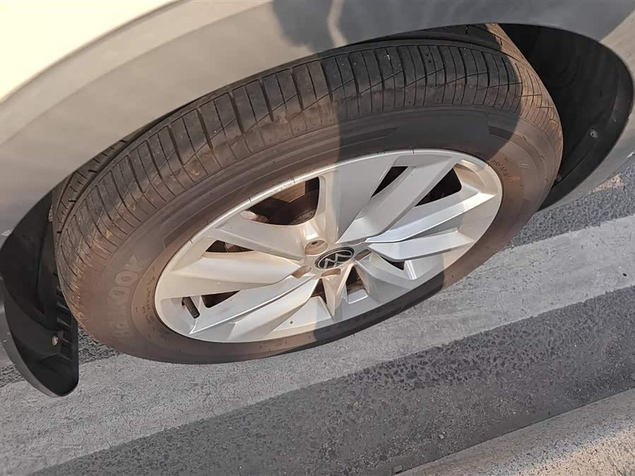 Volkswagen T-Cross 2021 car image #7