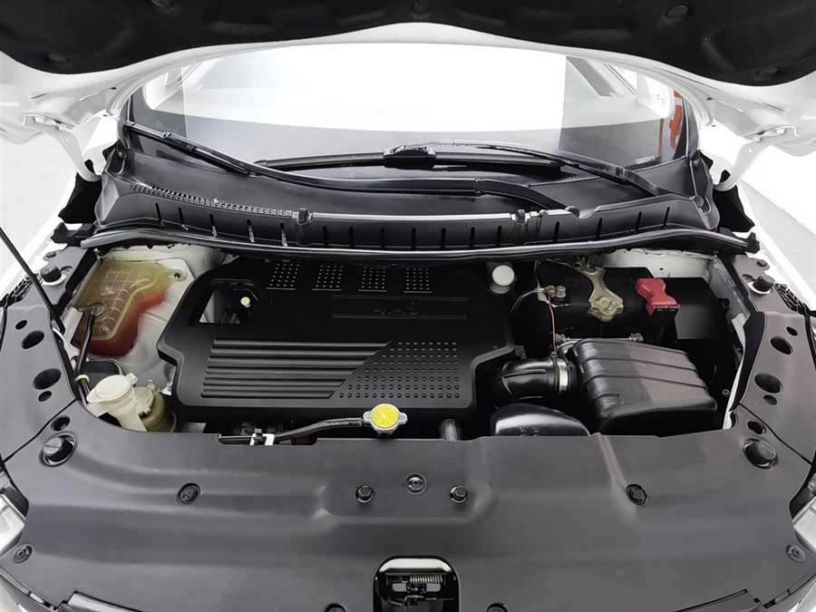 Forthing JOYEAR X5 2016 imagen de coche #7