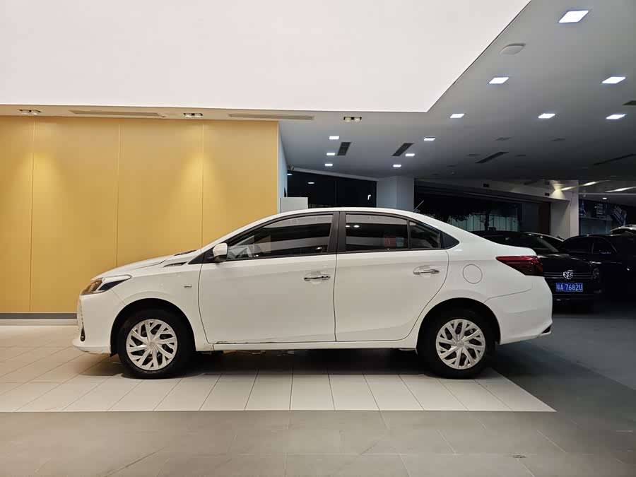 Vios 2023 car image #7