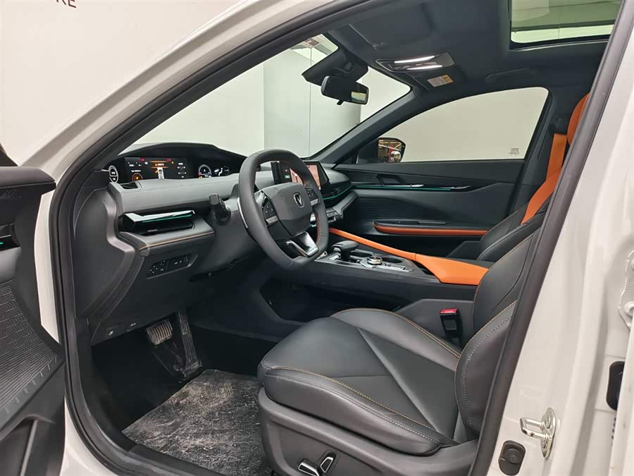 Changan UNI-V 2023 immagine di auto #7