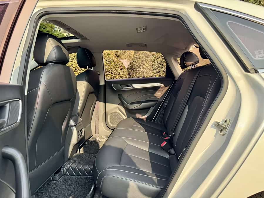 Roewe i6 New Energy 2018 car image #7