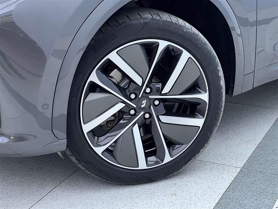 Li L7 2023 image de voiture #7