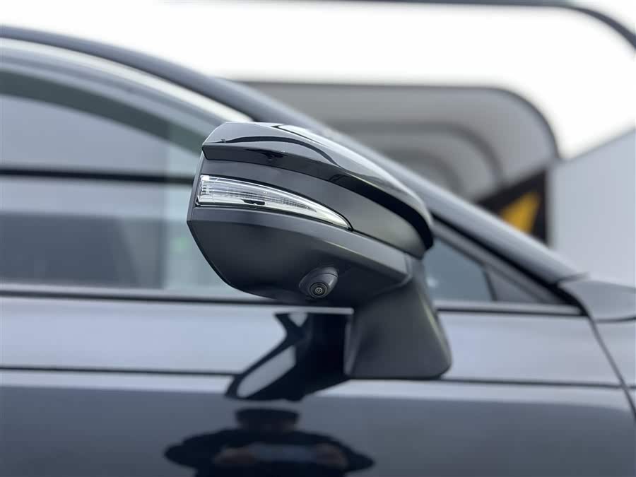 Toyota Venza 2023 car image #7