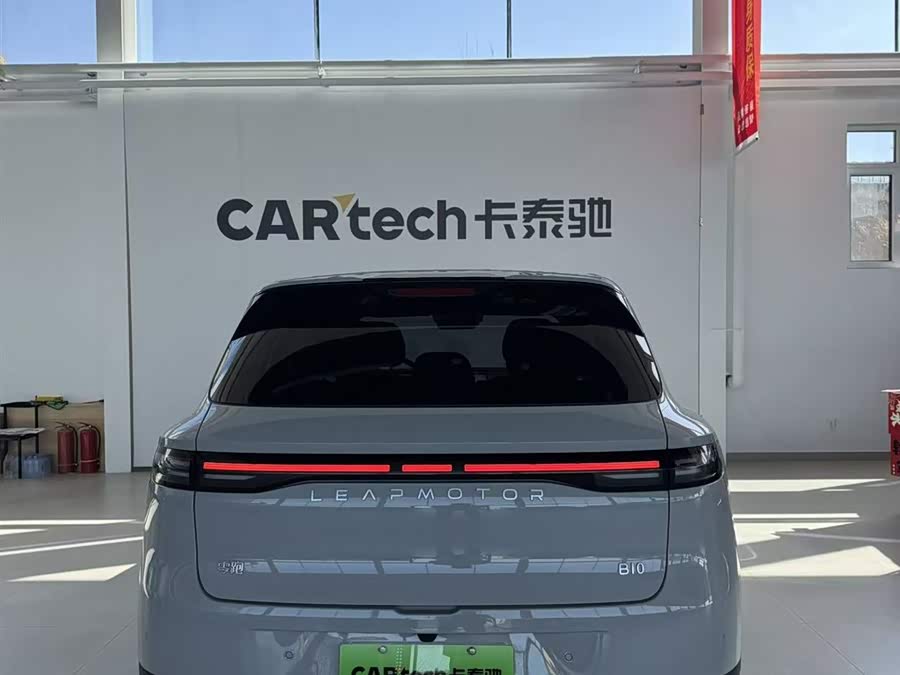 零跑汽车 零跑B10 2025 汽车图片 #7