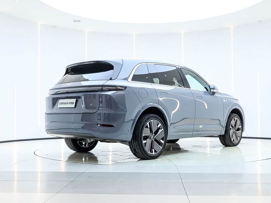 Li L7 2025 image de voiture #7