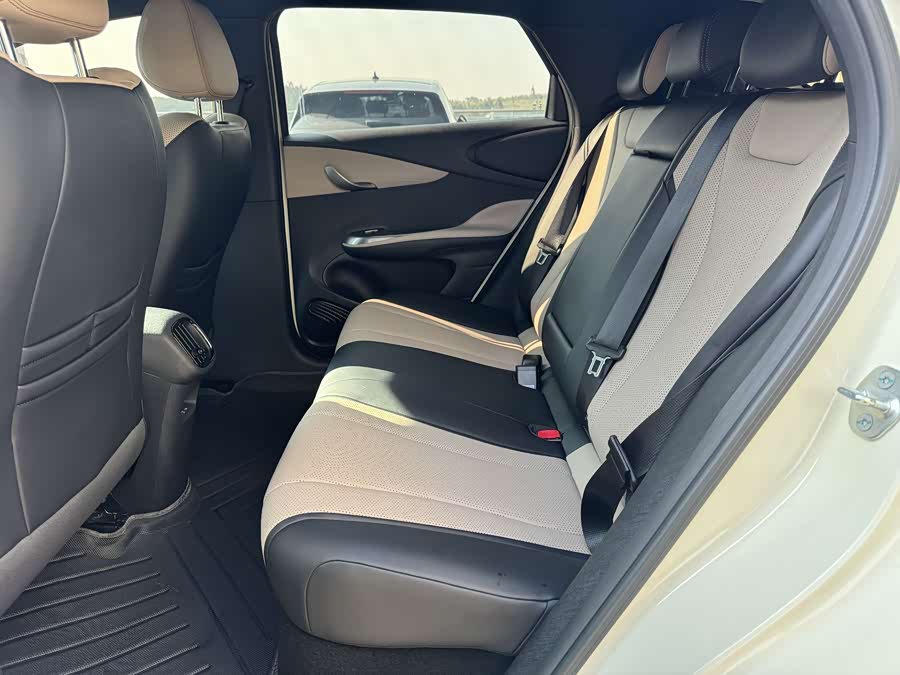 BYD Dolphin 2025 صورة سيارة #7