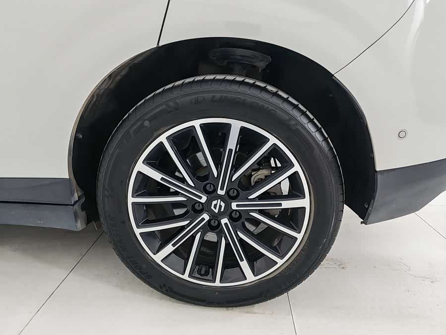 零跑汽车 零跑B10 2025 汽车图片 #7