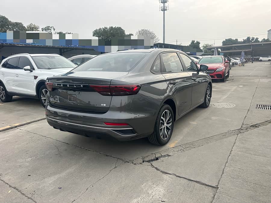GEELY Emgrand 2024 car image #7