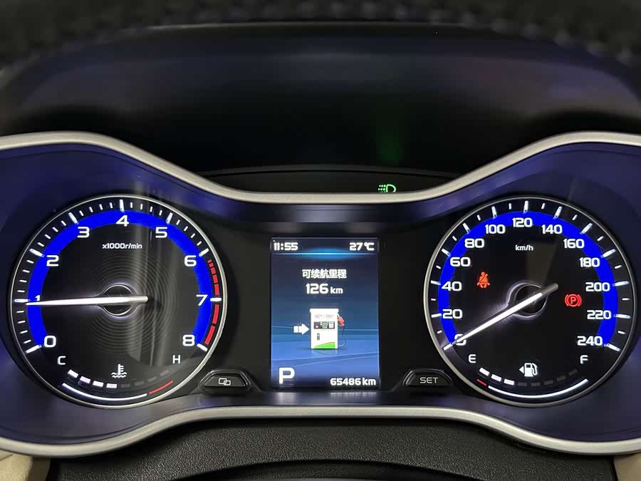 GEELY Emgrand 2019 car image #7
