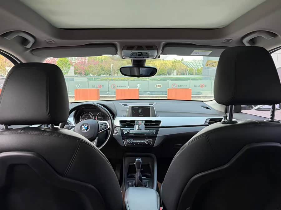 BMW X1 2018 car image #7