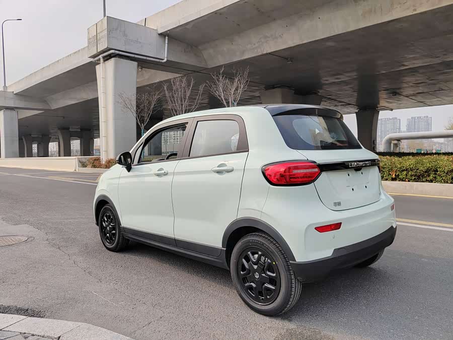 零跑汽车 零跑T03 汽车图片 #7