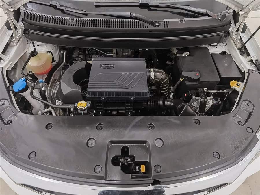 GEELY Vision X3 2022 изображение автомобиля #7