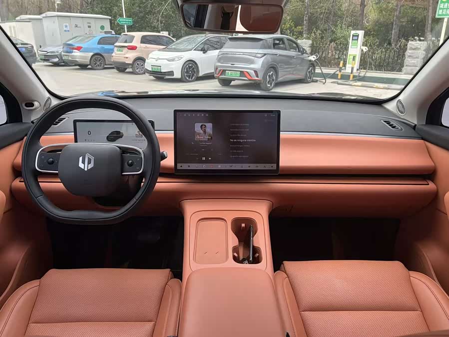 零跑汽车 零跑C10 2024 汽车图片 #7