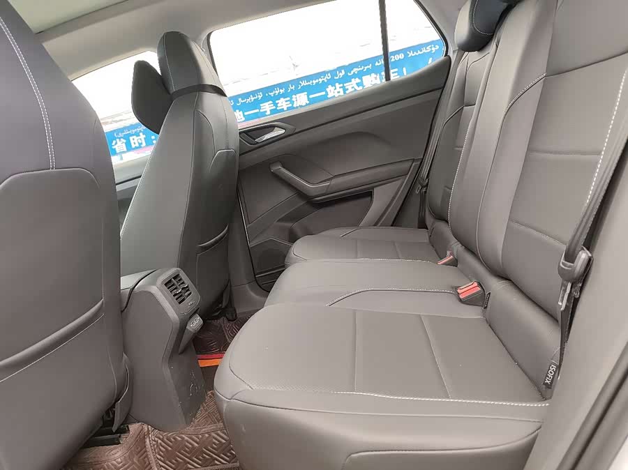 Volkswagen T-Cross 2019 #7 Volkswagen T-Cross 2019 car image #7