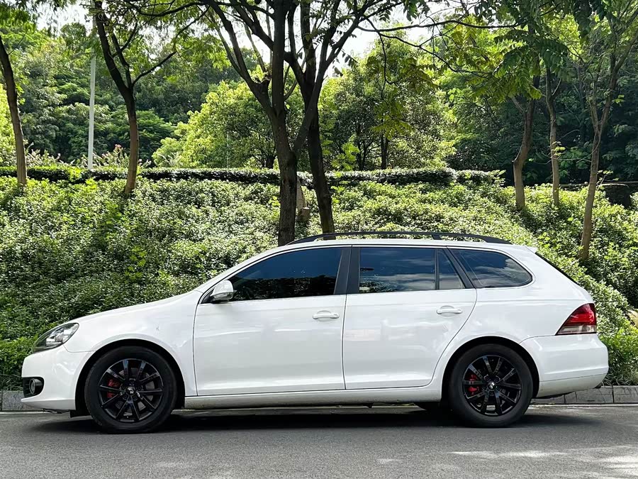 Volkswagen Golf 2013 car image #7