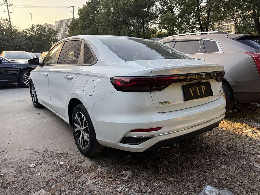 GEELY 2022 car image #7