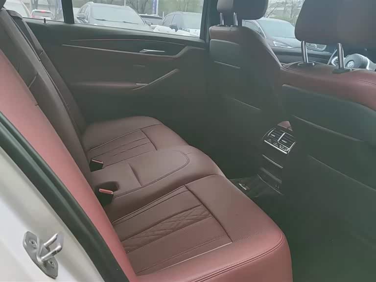 BMW 5 Series 2022 image de voiture #7