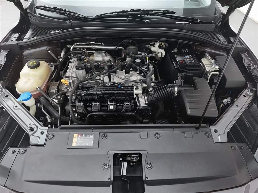 MG 5 2024 car image #7