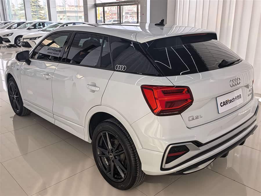 Audi Q2L 2023 imagem de carro #7