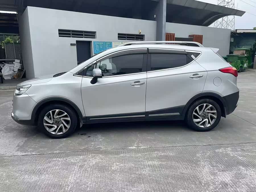 JAC 2015 imagem de carro #7