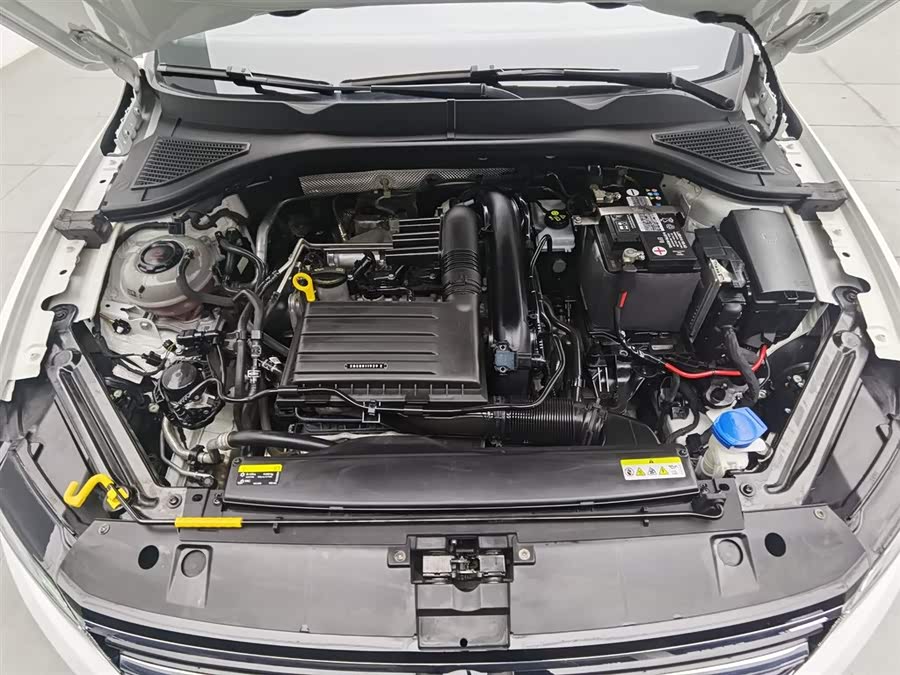 Volkswagen Bora 2021 car image #7