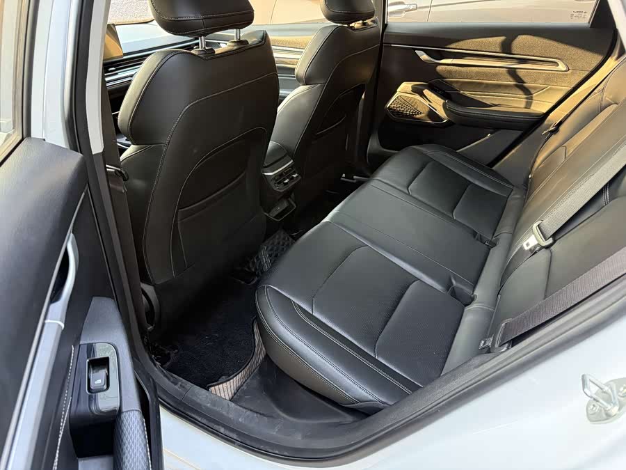 GEELY 2022 car image #7