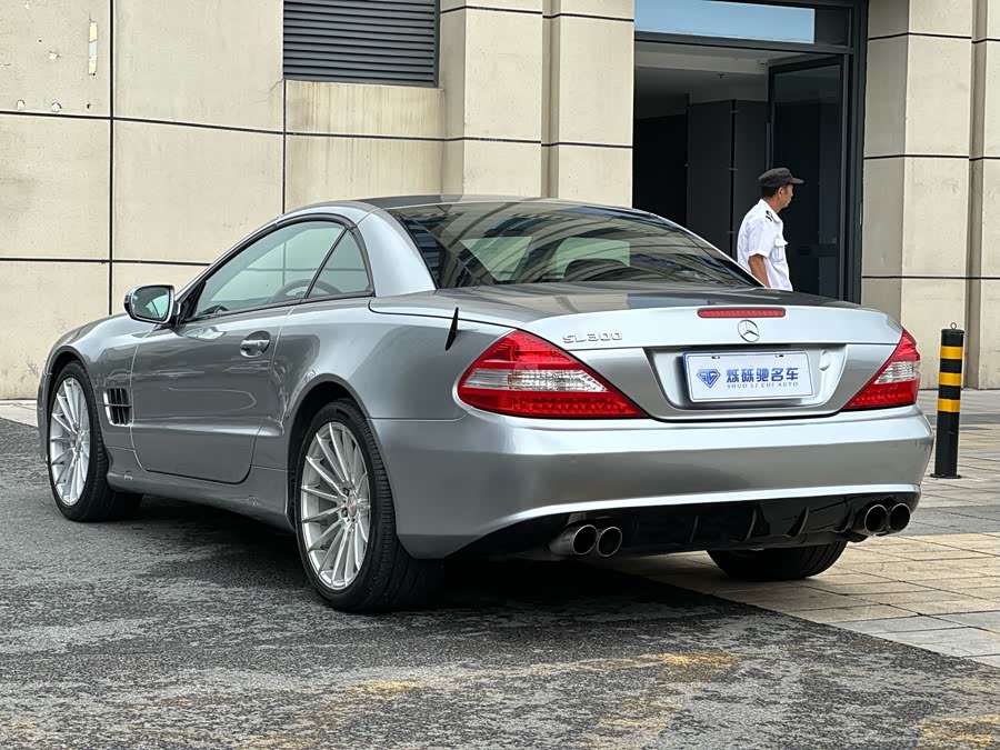 Mercedes-Benz SL Class 2010 car image #7