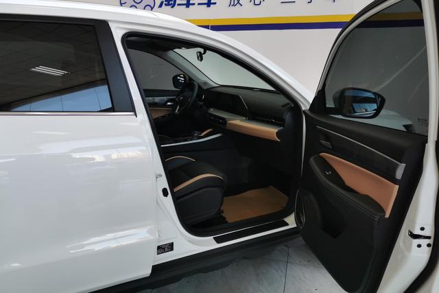 GEELY OkavangoPRO 2024 car image #7