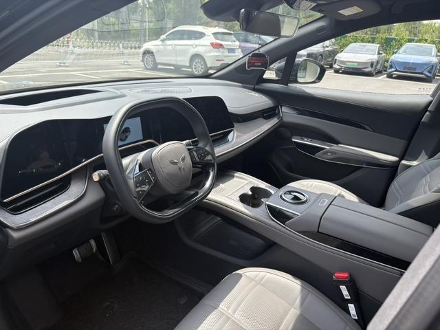 HongQi TianGong 08 2024 #7 HongQi TianGong 08 2024 car image #7