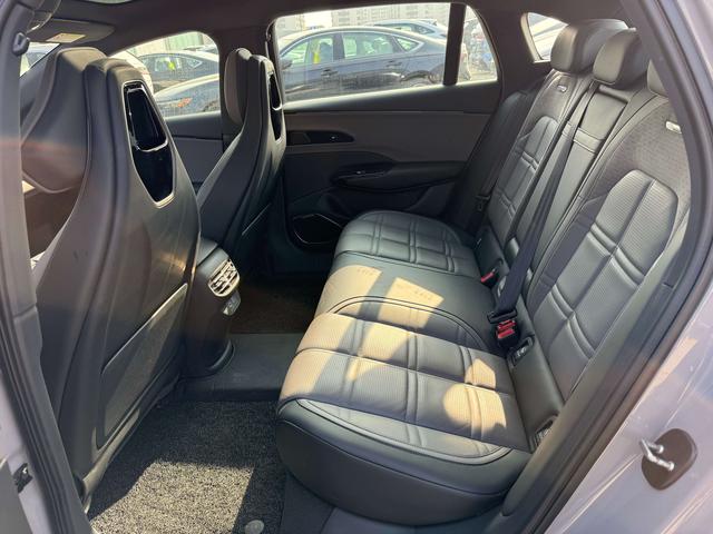 HongQi EH7 2024 car image #7