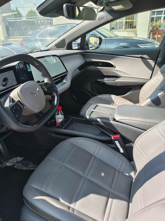 HongQi EH7 2024 #7 HongQi EH7 2024 car image #7