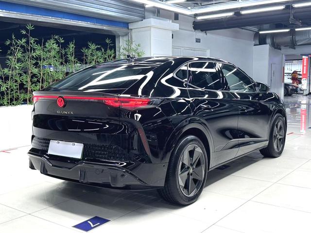 Volkswagen ID.UNYX 06 2024 #7 Volkswagen ID.UNYX 06 2024 صورة سيارة #7