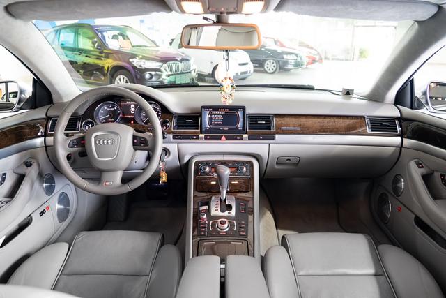 Audi S8 2008 #7 Audi S8 2008 car image #7