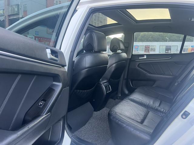 Kia Cadenza 2014 car image #7