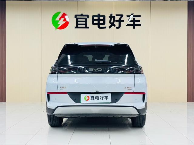 BYD Sea Lion 05 EV 2025 car image #7