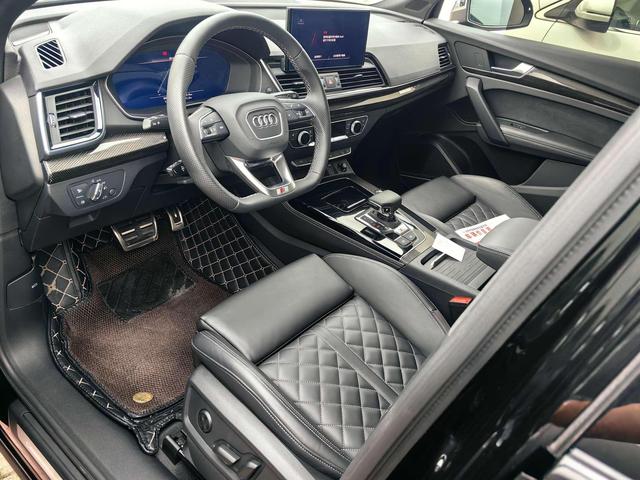 Audi SQ5 2023 imagen de coche #7