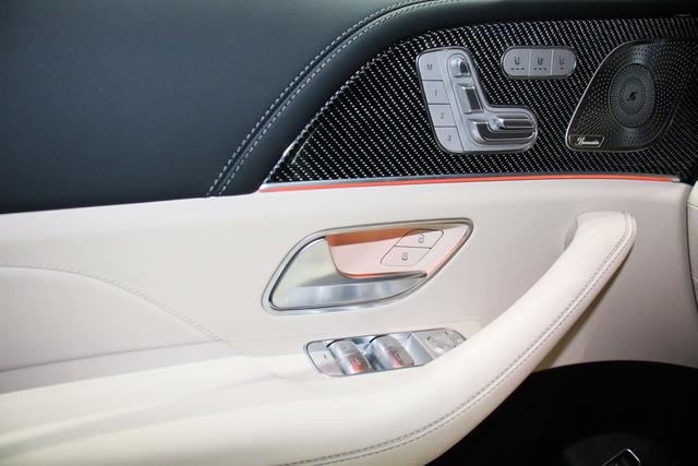 Mercedes-Benz GLS AMG 2024 car image #7