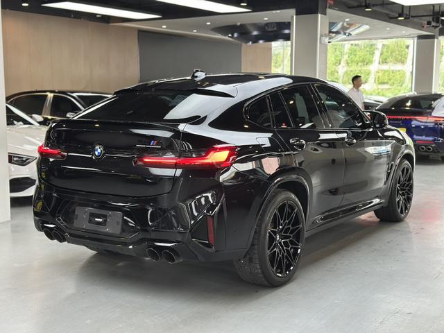 BMW X4 M 2024 car image #7